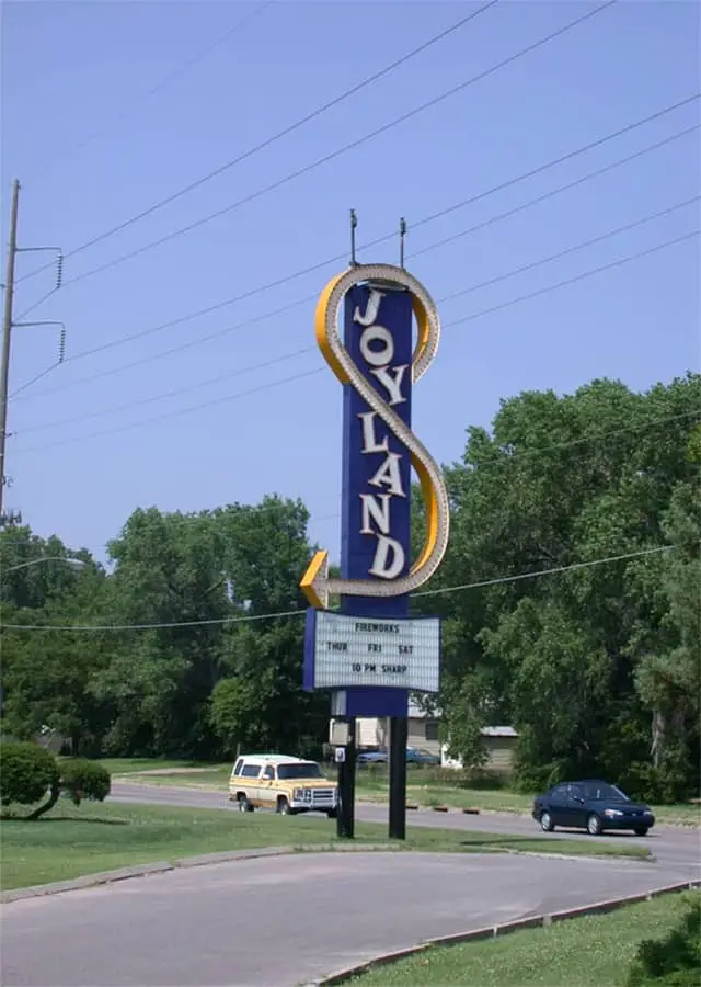 Joyland Amusement Park in Wichita