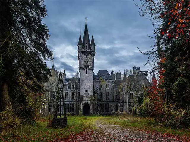 Scariest Abandoned Homes in the World