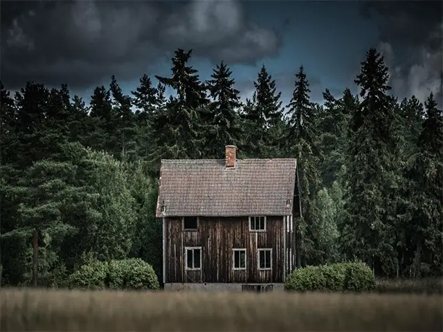 The world's most terrifying abandoned houses