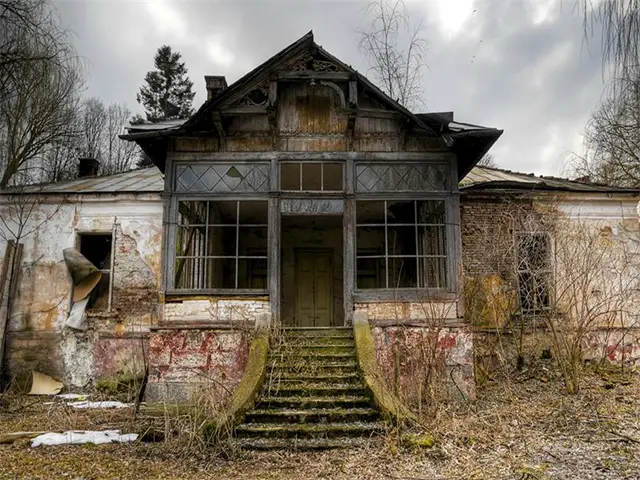 The world's most terrifying abandoned houses