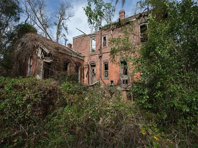 Abandoned Moulthrop House in Eufaula
