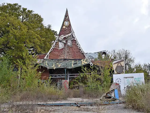 Joyland Amusement Park in Wichita